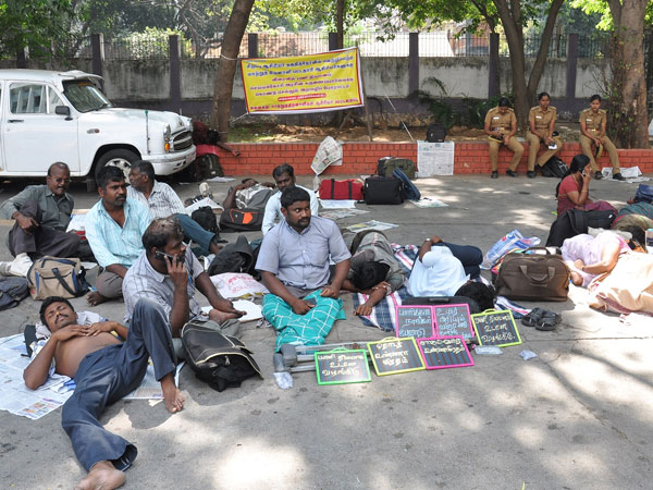 Talks End Visually Challenged's Stir