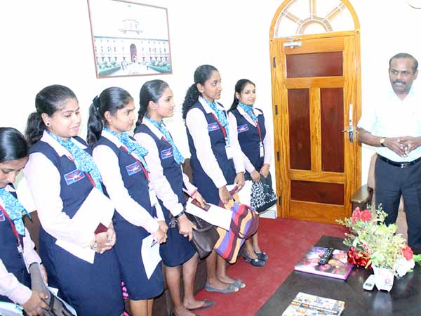 உதவிகள் செய்யத் தயார்