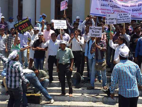 IAS officer DK Ravi death: Law college students take out Protest rally in Bengaluru