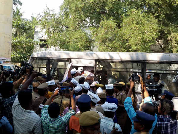 AAP demands CBI probe to Agri officer suicide
