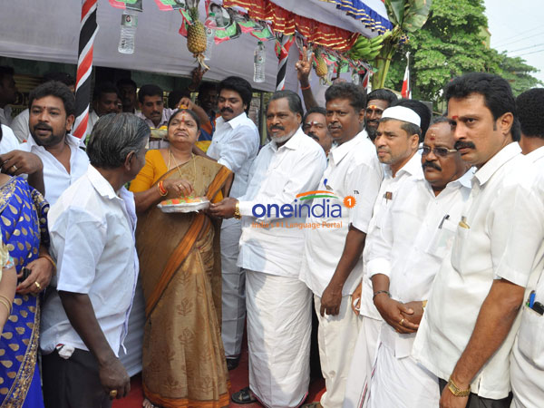 ஆயிரம்விளக்கில்