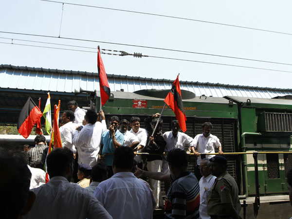 தண்ணீரே தருவதில்லை கர்நாடகா:
