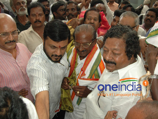 எழும்பூரில் வரவேற்பு