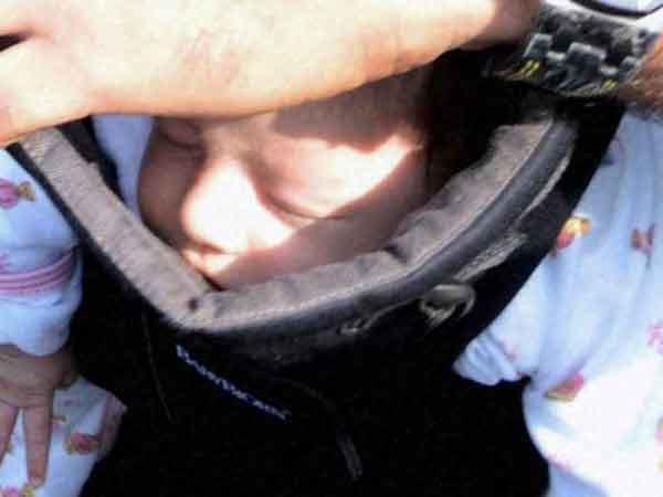 மகளுடன் டோணி மகளுடன் டோணி