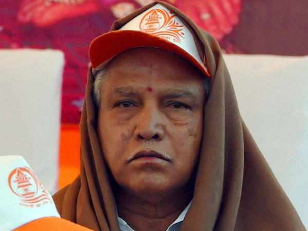 பாஜகவை விட்டு விலகல்