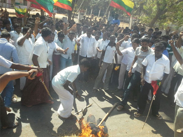 TVK protest against Tamils murder- AP CM effigy burn