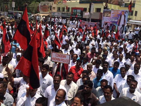 Vaiko holds rally towards Chittoor Vaiko holds rally towards Chittoor