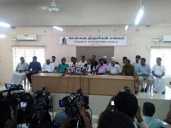 CBI probe into massacre of Tamils: Vaiko, Thiruma, Velmurugan to hold protest rally on Apr 28 CBI probe into massacre of Tamils: Vaiko, Thiruma, Velmurugan to hold protest rally on Apr 28