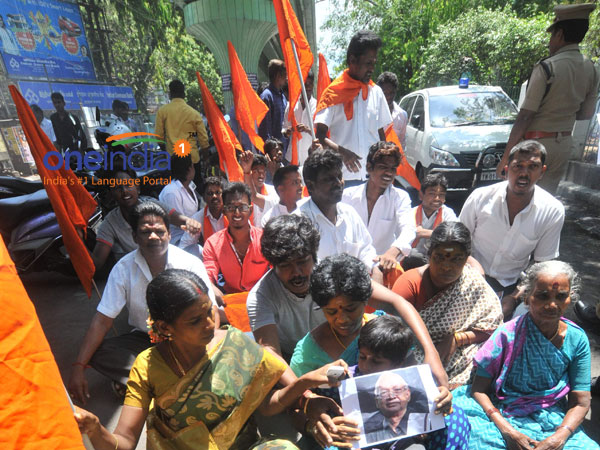 Thali removal - 30 Hindu Munnani cadre held
