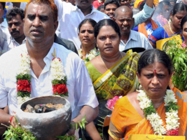 அமைச்சர் வேலுமணி