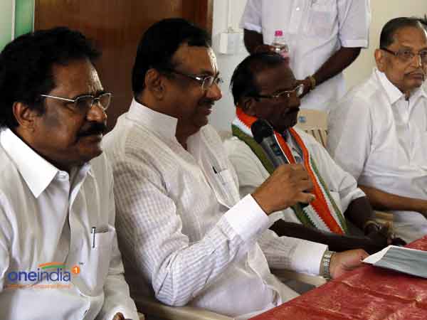கூட்டம் காட்டிய ராகுலுக்கு பாராட்டு