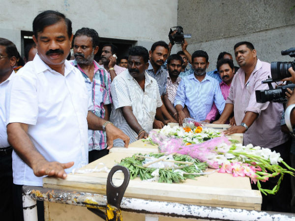 Mountaineer Malli Mastan Babu's mortal remains brought to India