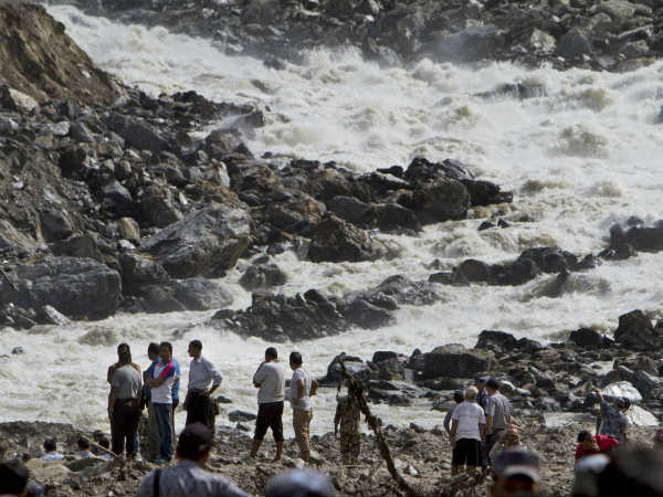 எவரெஸ்ட் சிகரம்...