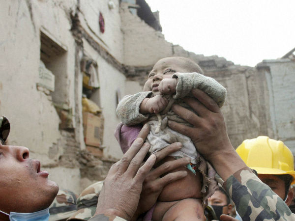 உயிருடன் 4 மாத குழந்தை மீட்பு