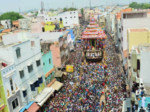 வைகை ஆற்றில் வைகை ஆற்றில்