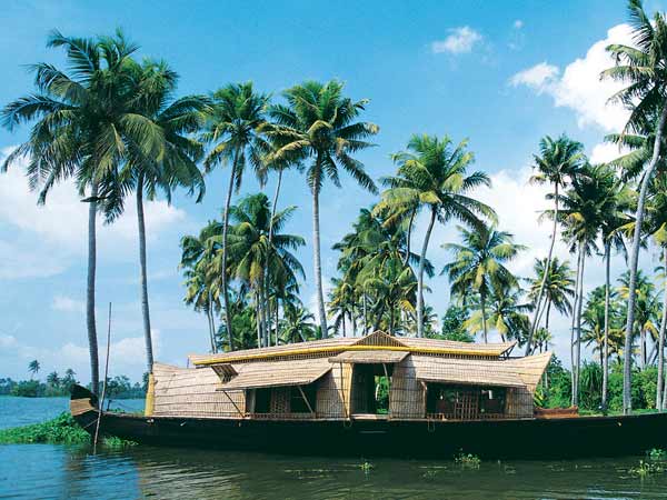 சுற்றுலாப் பயணிகள்