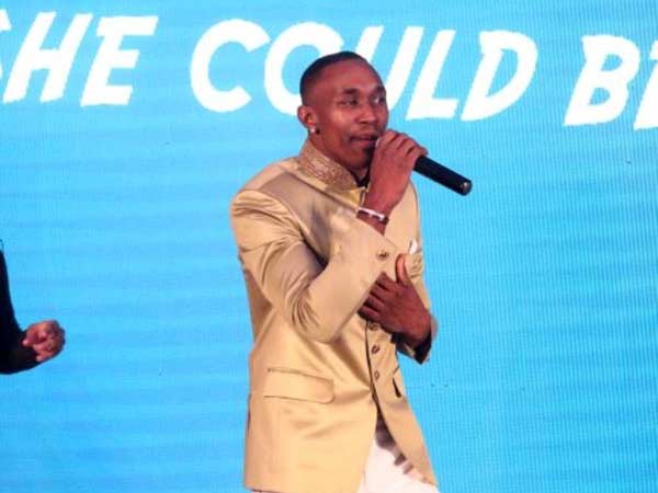 நடனப் பள்ளி