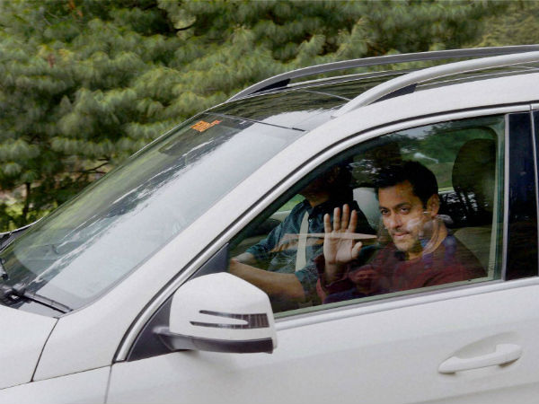 வீடு திரும்பிய சல்மான்