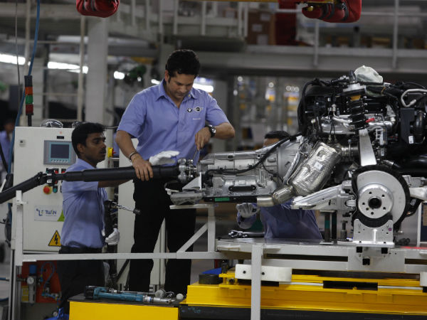 SACHIN TURNS ENGINEER: ASSEMBLED LUXURY CAR