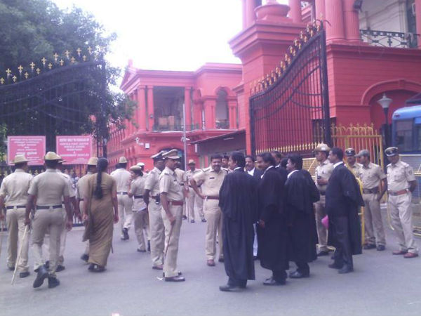 Jaya's legal team ready to file bail in SC