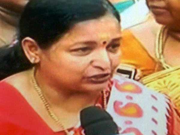 Security tightened at jayalalitha house