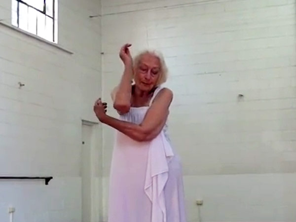 Aged 100, Australian dancer still hears call of the stage Aged 100, Australian dancer still hears call of the stage
