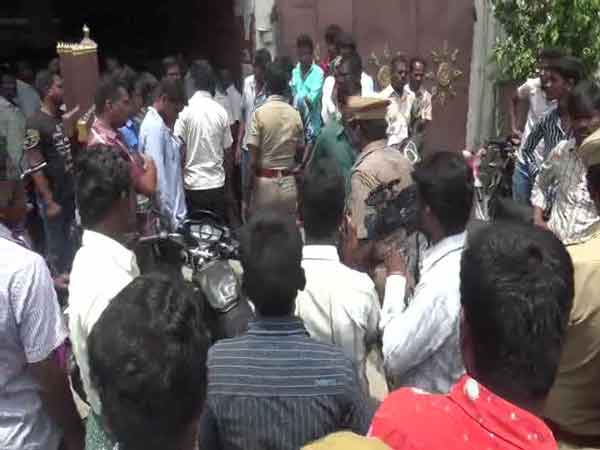 Public agitated over private hospital in Karur