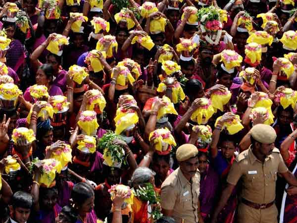முருகன் கோவிலில் மொட்டை