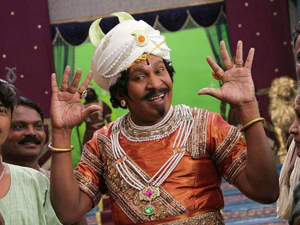 தியேட்டரே உங்களை நம்பிதான் 