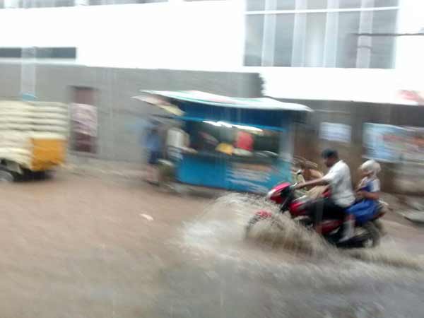 திருச்சியில் வெள்ளம்