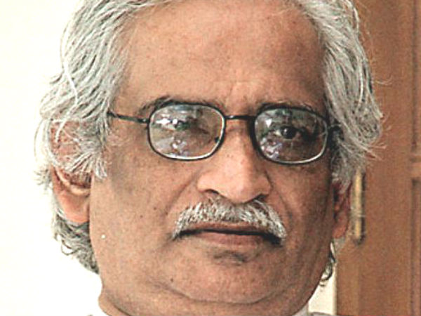 Senior SC Lawyer Rajeev Dhavan slams Jaya Senior SC Lawyer Rajeev Dhavan slams Jaya