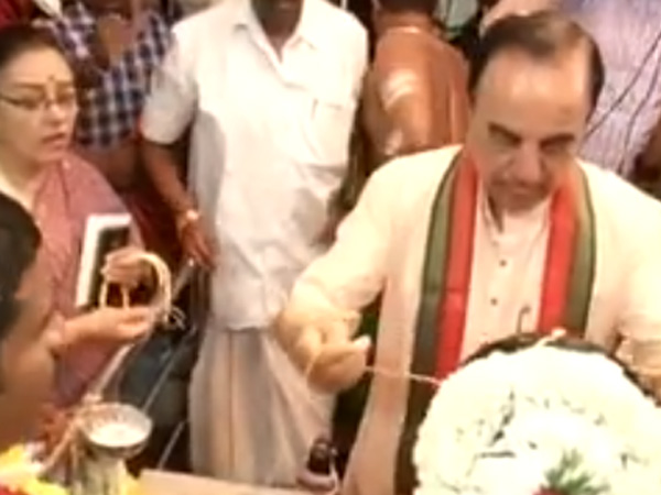 Swamy create shocks in wedding function Swamy create shocks in wedding function
