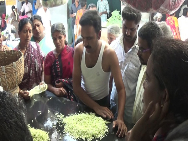 400 ஏக்கரில் பூ விவசாயம்