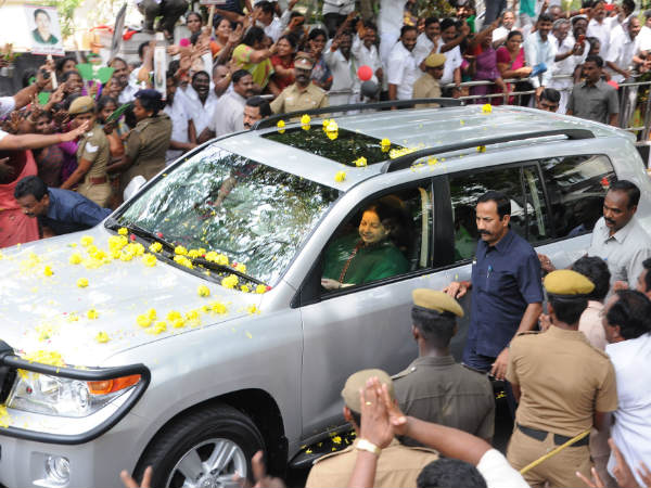 Jaya to meet Governor