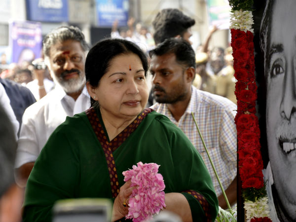 Jaya to garland the statues of leaders today