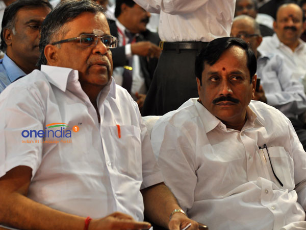 ஆட் மேன் ஆவுட்!