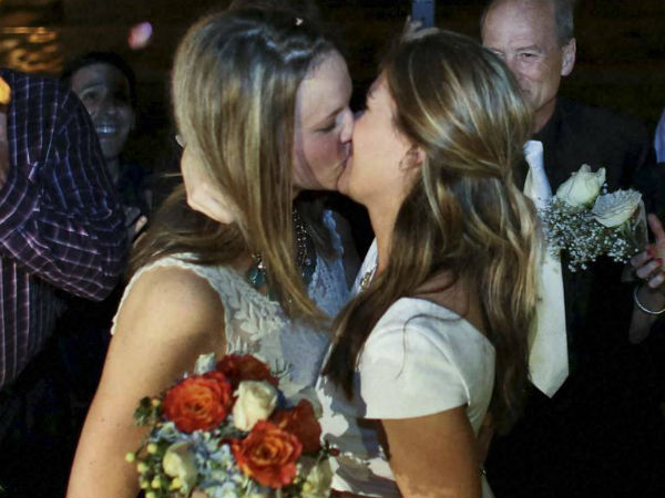 Ireland becomes first country to legalise gay marriage by popular vote Ireland becomes first country to legalise gay marriage by popular vote