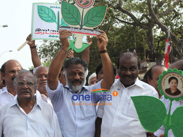 நல்லா தூக்கிப் பிடிப்பா