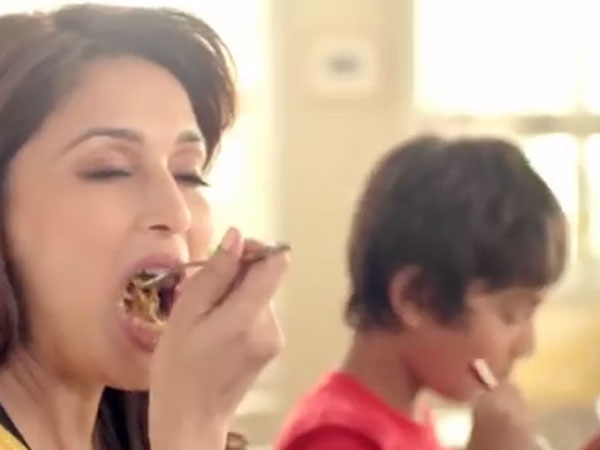 நடிகர்கள் மீது வழக்குப் பதிவு: