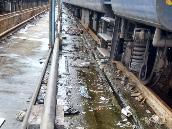 பினாமி தலைவர்