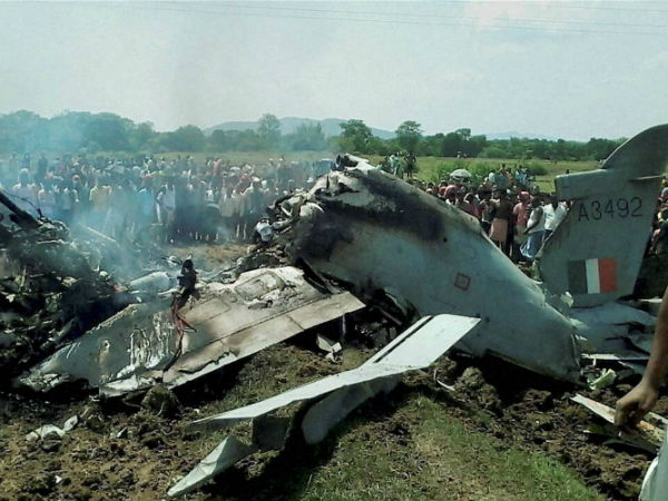 Air force fighter jet crashes in Odisha