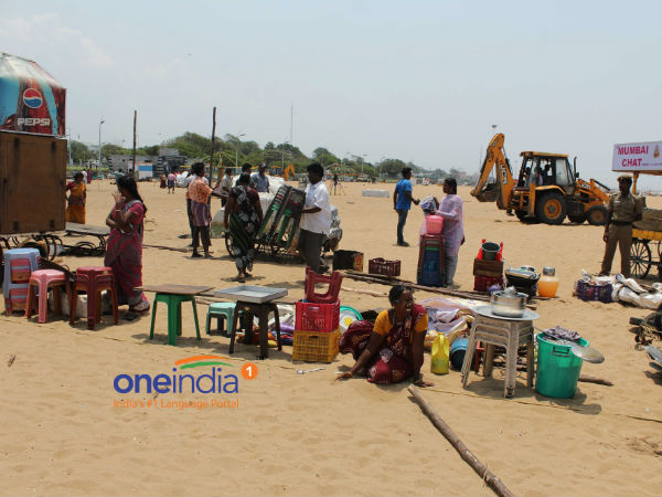 Vendors restricted to six zones on the Marina