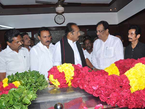 வைகோ அஞ்சலி