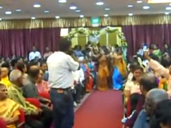 தோழிகளின் நடனம்