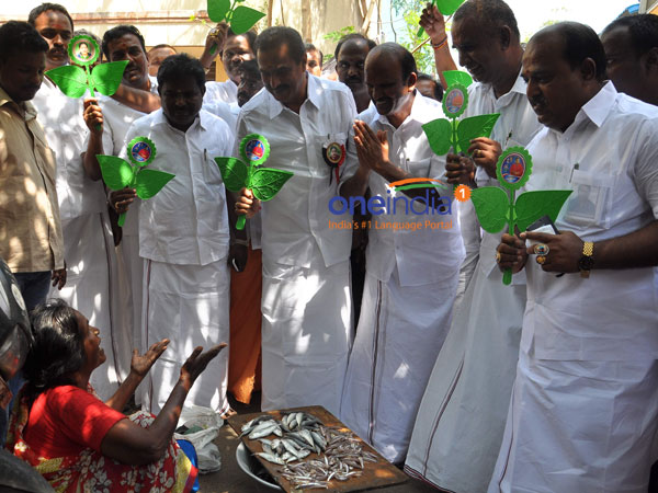 உற்சாகத்தில் அதிமுக: