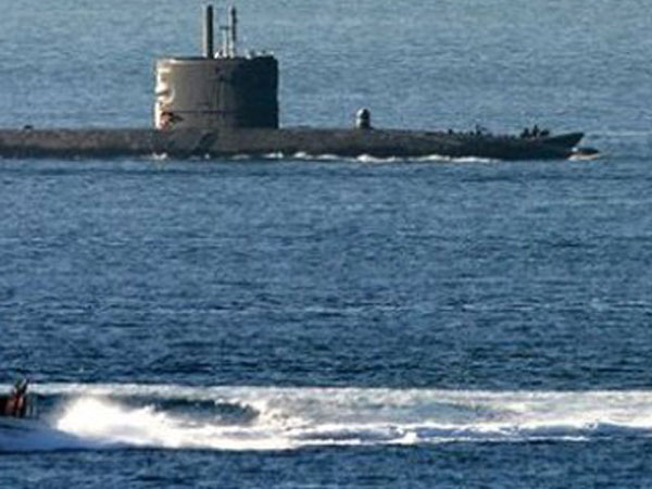 நீர்மூழ்கி கப்பலுக்கு சிக்னல்