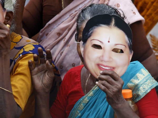 ஜெ. முகமூடி