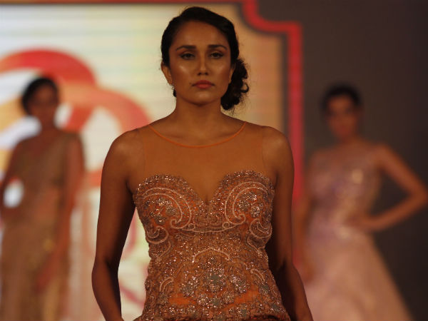 பார்வதி ஓமனக்குட்டன்