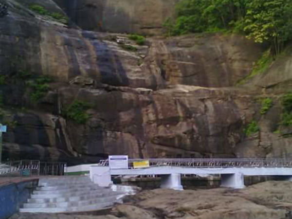 வறண்ட பாறைகள் வறண்ட பாறைகள்