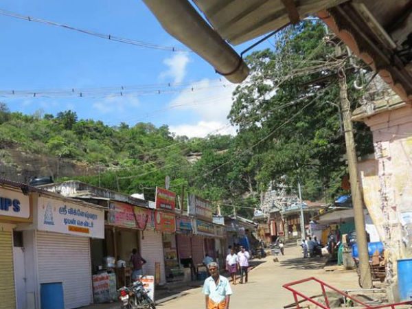 தென்றல் வீசுது சாரல் இல்லையே தென்றல் வீசுது சாரல் இல்லையே